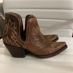Ariat Dixon Western Ankle Boot size 8.5